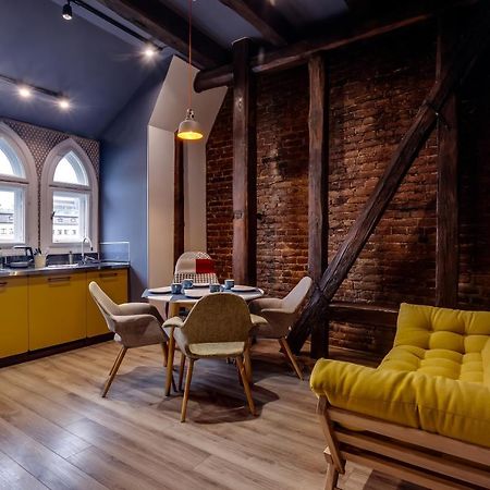 Leogrand Apartments On Kniazia Romana 6 리비프 외부 사진