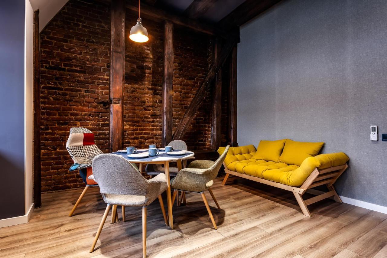 Leogrand Apartments On Kniazia Romana 6 리비프 외부 사진