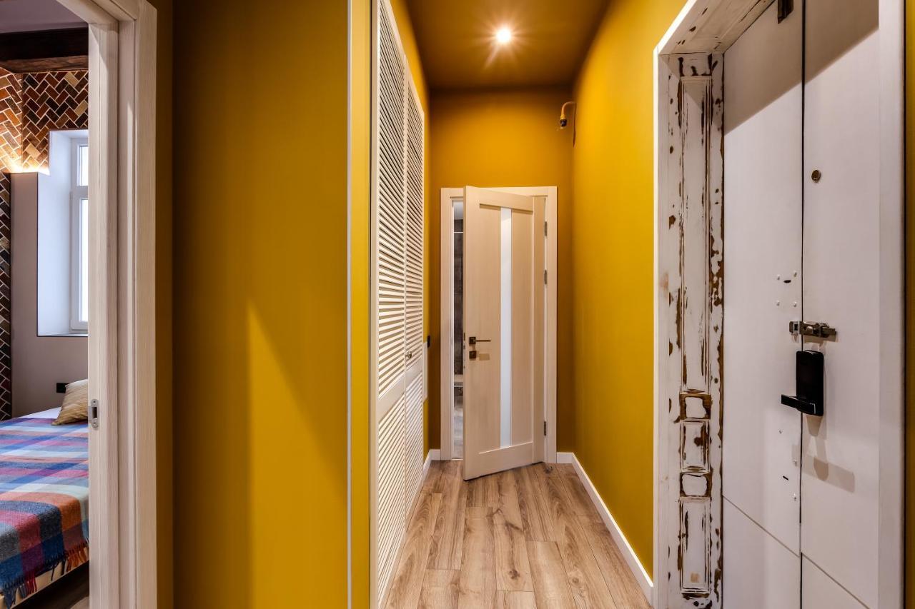 Leogrand Apartments On Kniazia Romana 6 리비프 외부 사진